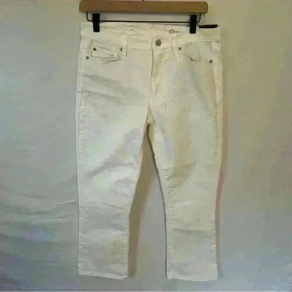 NWT Gap 1969 Authentic Crop Kick Pants White Size 28R